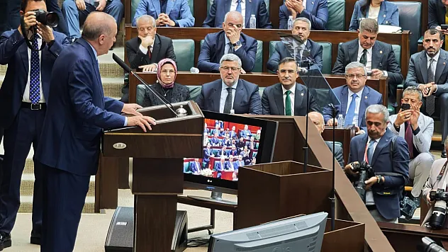 AK Partili Arslan: Gerçekten Bu Adamla Hala Baş Edebileceğinizi Mi Düşünüyorsunuz?