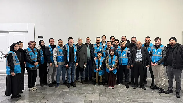 AK Partili  Gençler, Berat Kandili'ni Es Geçmedi