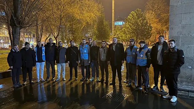 AK Partili Gençlerden Kandil İkramı