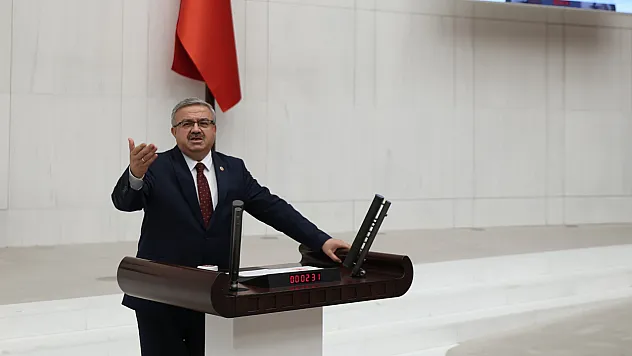 AK Partili Yurdunuseven'den Cezaevleri Tartışmasına Net Yanıt