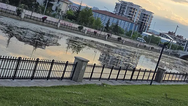 'Akarçay'ı Gören Yok Mu?'