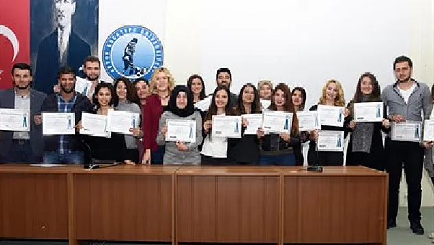 Akınsoft’tan öğrencilere destek – Kocatepe Gazetesi