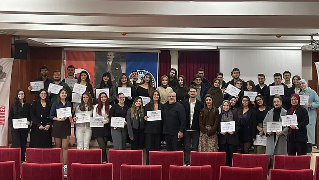 AKÜ'de 'Disiplinler Arası Bilim' Mesajı