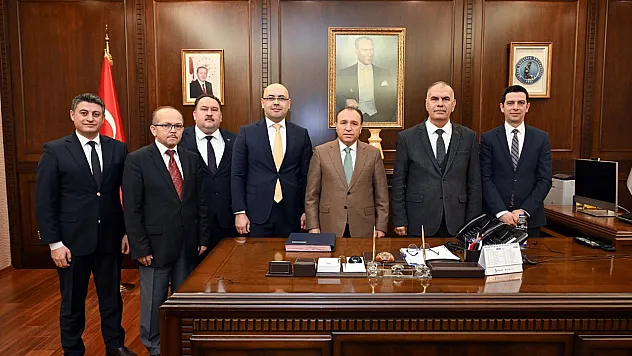 AKÜ'de Promosyon Yüz Güldürdü: Personel başına 94 Bin!