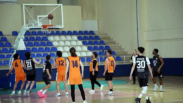 AKÜ'de Spor Oyunlarına Personel Kategorisi De Eklendi