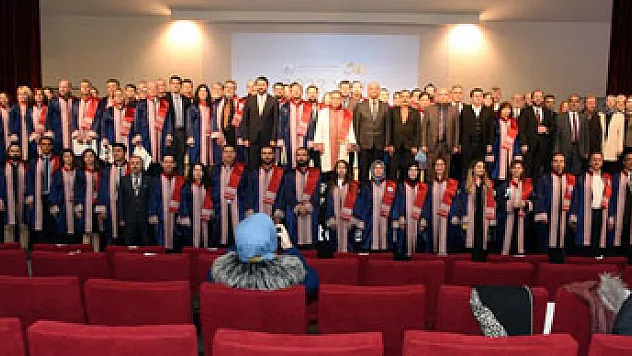 'AKÜ geleceğe emin adımlarla yürüyor'