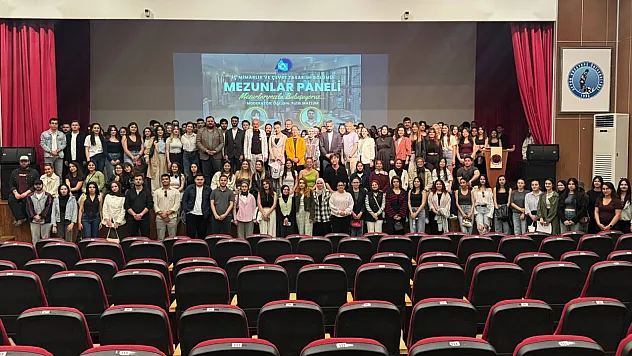 AKÜ GSF Mezunları Gençlere Öneriler Sundu