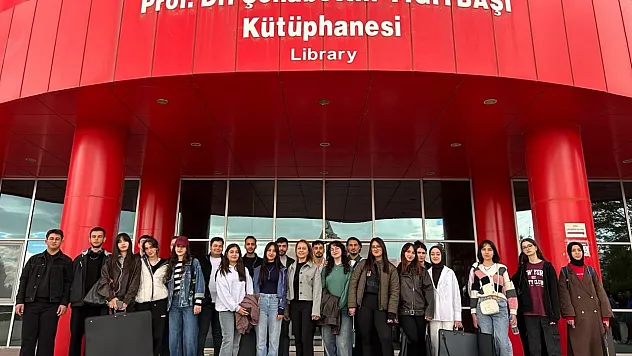 AKÜ'nün Yeni Öğrencileri Detaylı Bilgilendirildi