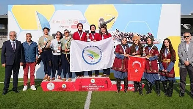 AKÜ SBF'li öğrenciler okçulukta dereceler elde etti