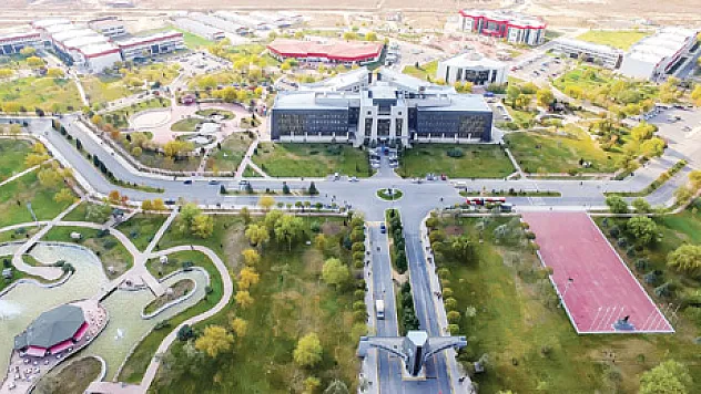 AKÜ, Türk Üniversiteleri arasında 52. sırada