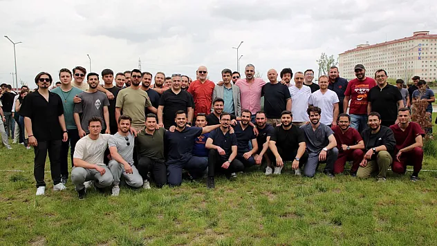 'AKÜ Veteriner Fakültesinin İvmesi Sürekli Yükseliyor'