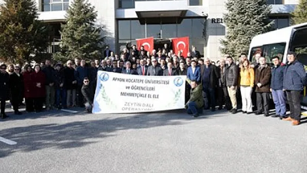 AKÜ’lü öğrenciler Afyon lezzetlerini Mehmetçiğe gönderdi