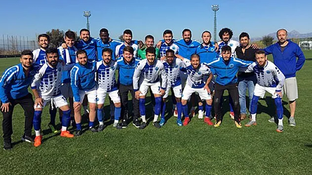 AKÜ'lü sporculardan büyük başarılar