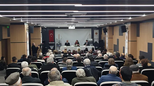 Ali Çetinkaya'nın Bilinmeyen Yönleri Bu Panelde Anlatıldı