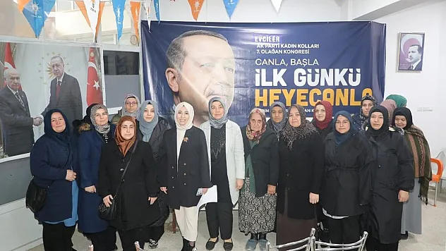 'Allah, Cumhurbaşkanımızın Ömrünü Versin'