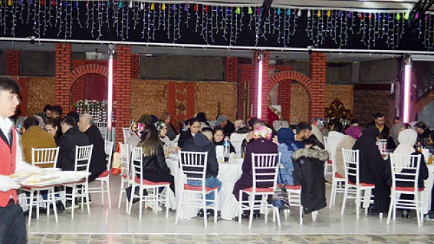 Altı Nokta Derneği geleneksel  iftarına yoğun katılım
