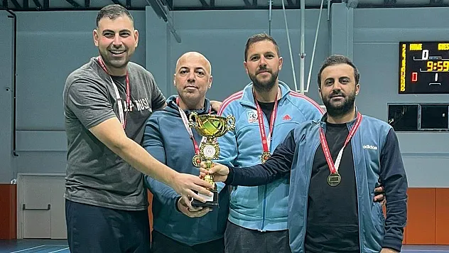 Altıntaş MEM Takımı Kurumlararası Basketbol Turnuvasında Kütahya Birincisi