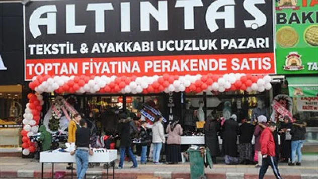 Altıntaş'ın 14. şubesi açıldı