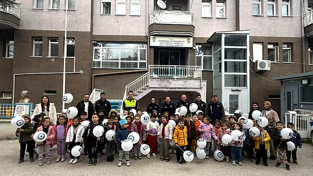 Anaokulu Öğrencileri Polislik Mesleğini Tanıdı