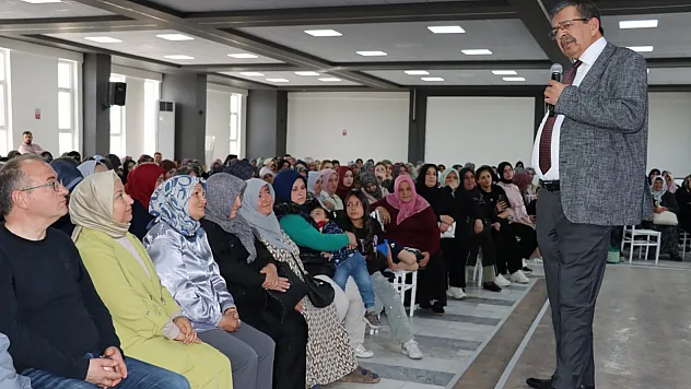 Anneler Günü'ne, İscehisar'da Çok Özel Kutlama