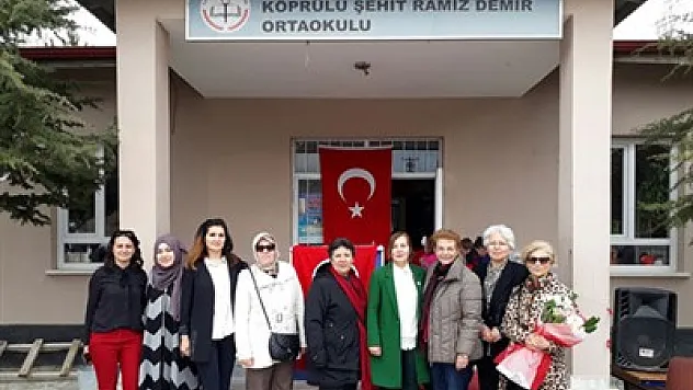 Annelerden 23 Nisan hediyesi – Kocatepe Gazetesi