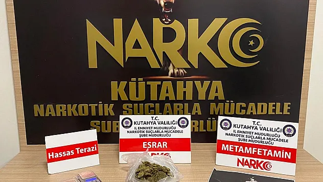 Araçta silah ve uyuşturucu ile yakalanan 2 şüpheli tutuklandı