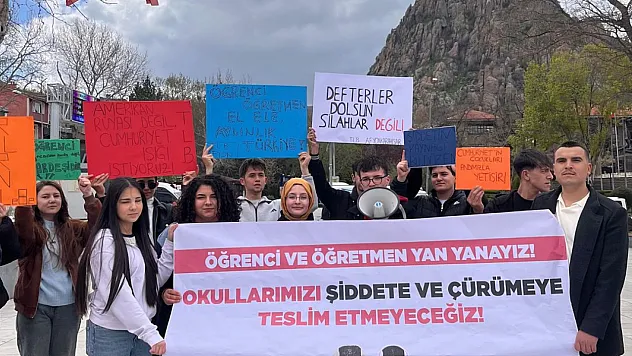 'Arkadaşlarımızı Katil Eden Bu Sistemi Reddediyoruz'