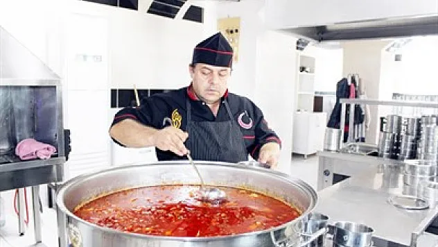 Aşevi faaliyetlerine devam ediyor – Kocatepe Gazetesi