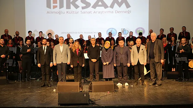 Âşık Veysel'e Vefa Gecesi… Konsere Yoğun İlgi