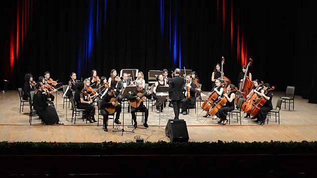ASO'dan Gitar Ve Kontrabas Konseri
