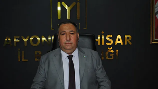 'Ata'nın kurduğu Cumhuriyet  sayesinde bu makamlardasınız'