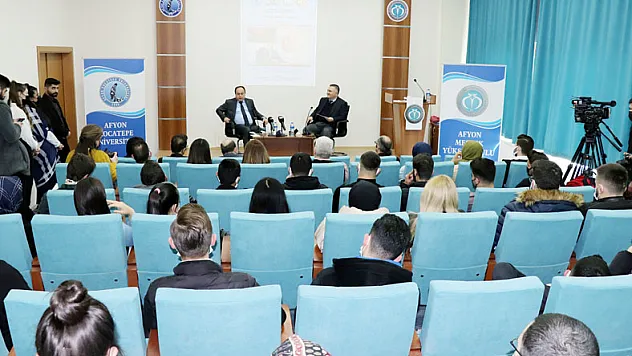 ATSO Başkanı Serteser,  AKÜ'de öğrencilerle buluştu