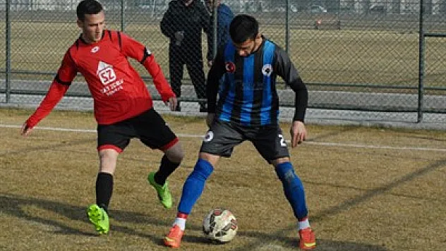 Ayhan: 4 – Dinar: 2