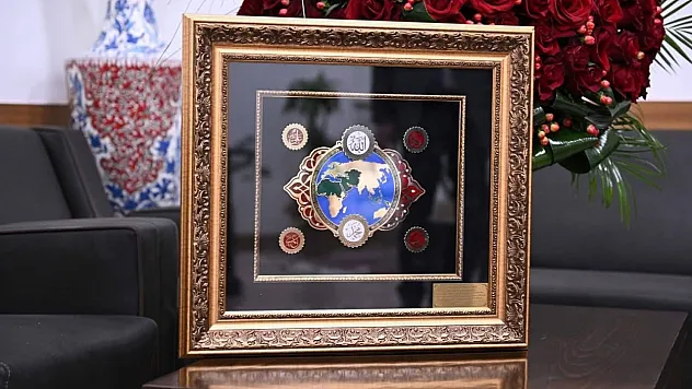 Bahçeli'den, Reis'e Özel Doğum Günü Hediyesi