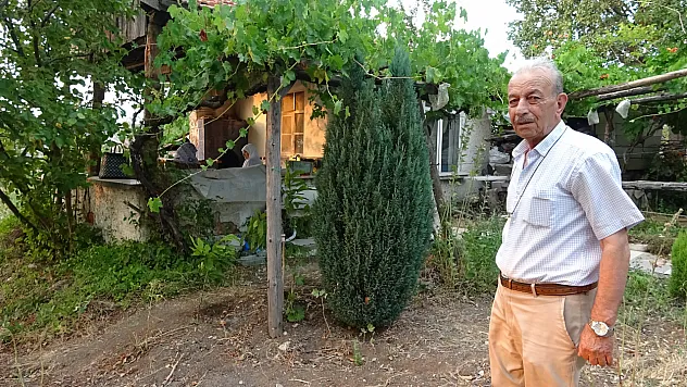 Bahçesine Sürekli Geyik Giren Vatandaş Çaresiz