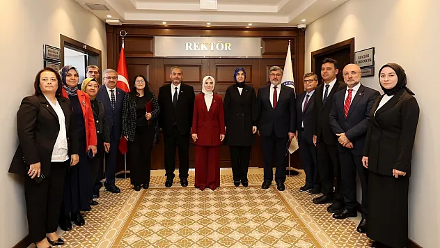 Bakan Göktaş'tan, Rektör Aslan'a Hayırlı Olsun Ziyareti