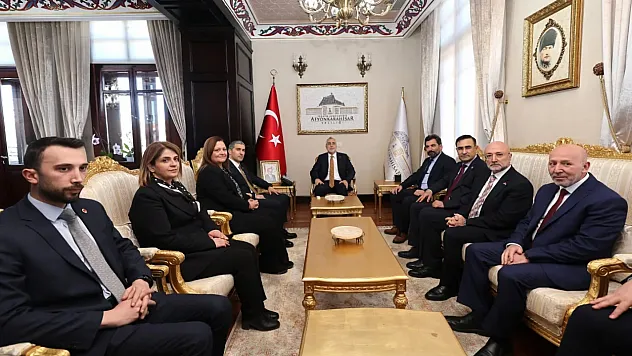 Bakan Işıkhan, İlk Ziyaretini Vali Aktaş'a Yaptı