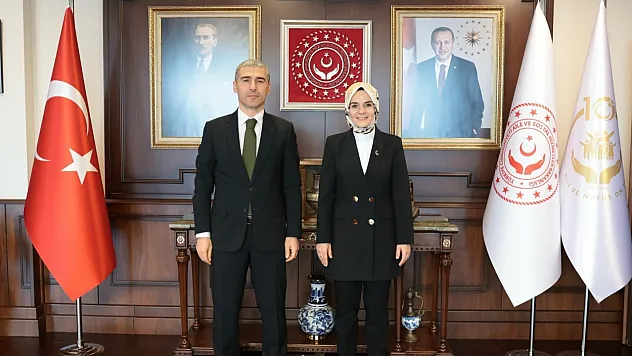 Bakan Özdemir, Vali Aktaş'la Afyon'un Çalışmalarını Görüştü