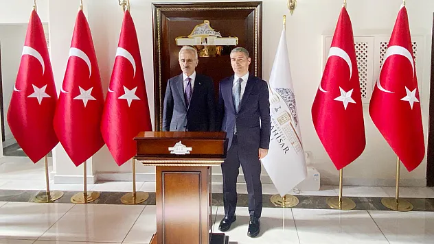 Bakan Uraloğlu, Vali Aktaş'la Görüştü