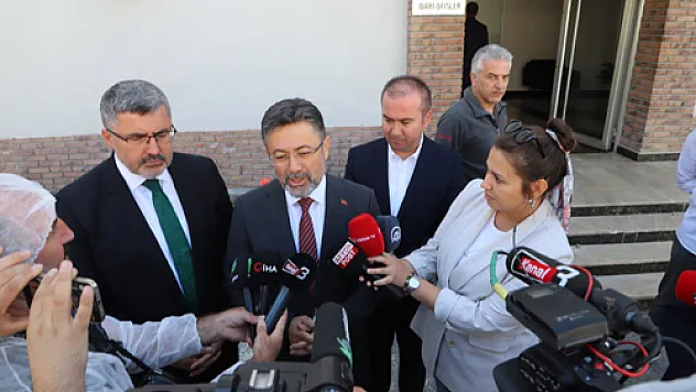 Bakan Yardımcısı Yumaklı Afyon'da sektör temsilcileri ile bir araya geldi