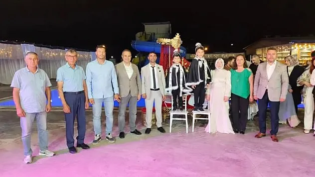 Başkan Dilsiz, Düğün Ve Sünnet Cemiyetlerinde Vatandaşlarla Buluştu