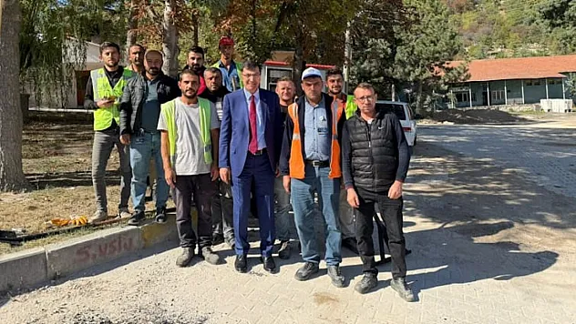 Başkan Kahveci, Gökçimen Parkı Çevresindeki Asfalt Çalışmalarını İnceledi