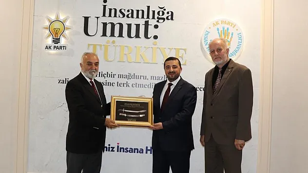 Başkan Kepez, AK Parti Genel Başkan Yardımcısı Zengin ile bir araya geldi