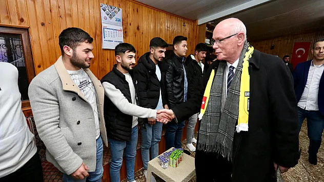 Başkan Kurt Bayburt Çamlıkoz Köyü Gençlik Derneği'ni Ziyaret Etti
