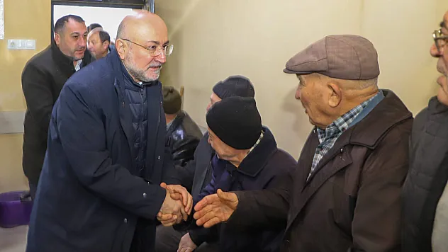 Başkan Şahin, Kayıhan'da Vatandaşlarla Görüştü