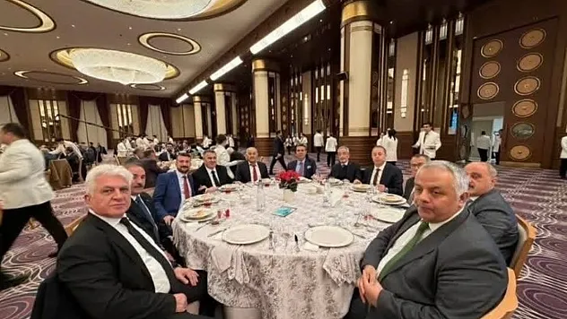 Başkan Üstün, Afyon Esnafını Külliye de Temsil Etti