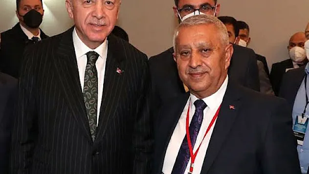 Başkan Zeybek, Reis’le bir araya geldi