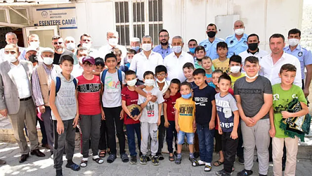 Başkan Zeybek, zimem geleneğini sürdürüyor