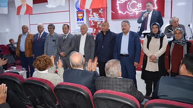 Başkanlık yarışında ipi Özsarı göğüsledi