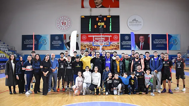 Basketbol 'da Yeni Nesil Takımı Turnuva Şampiyonu